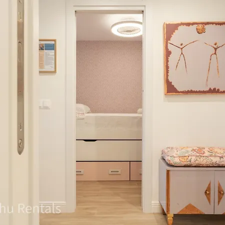 Apartamento Coastal Retreat With Private Patio Steps From *