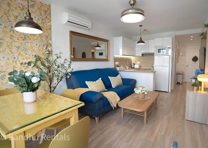 Coastal Retreat With Private Patio Steps From