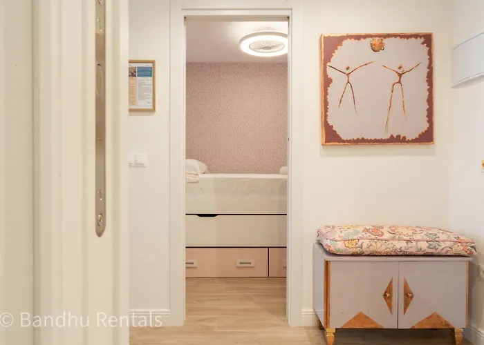 Apartamento Coastal Retreat With Private Patio Steps From *